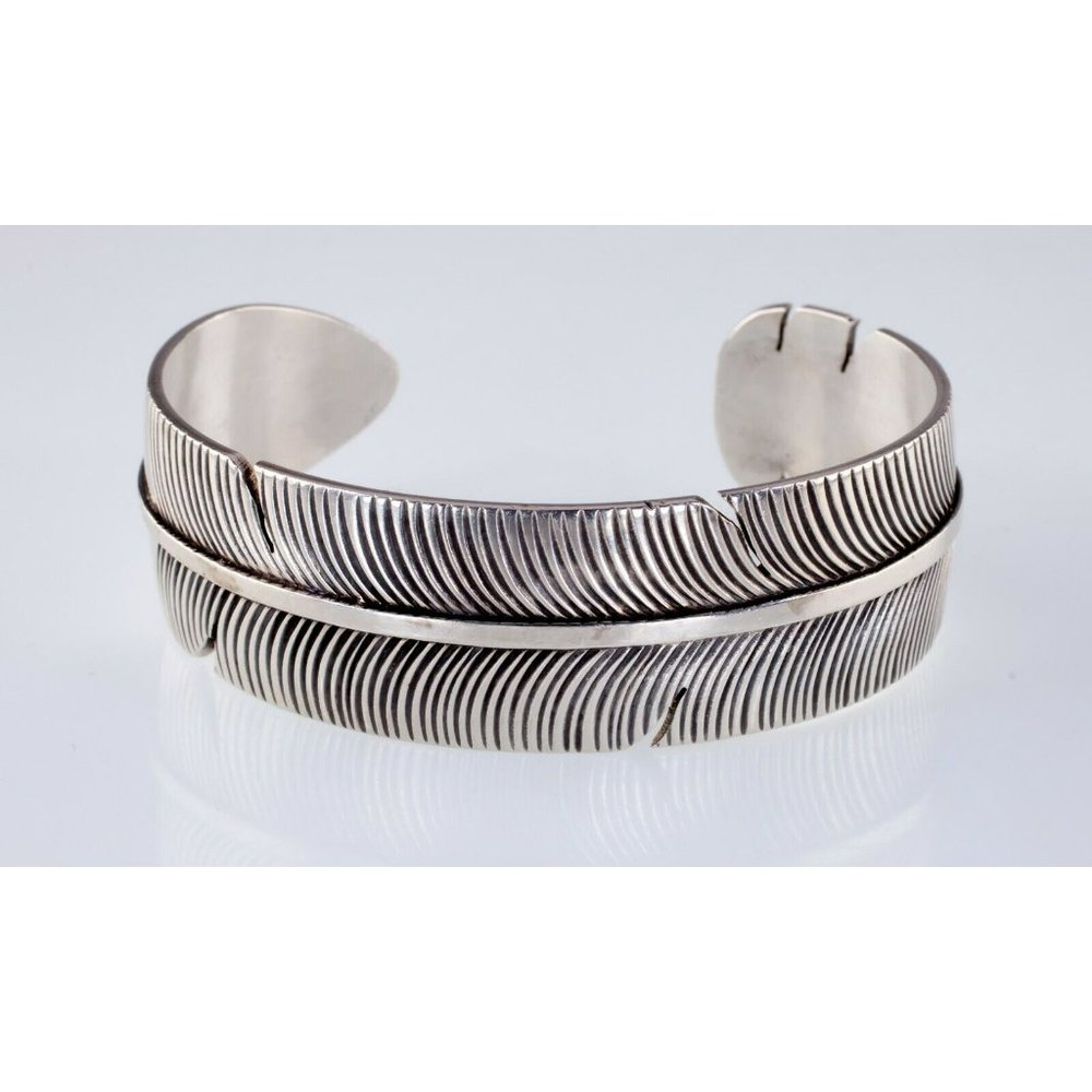 Amazing Vintage Navajo Silver Feather Cuff Bracelet Signed NM